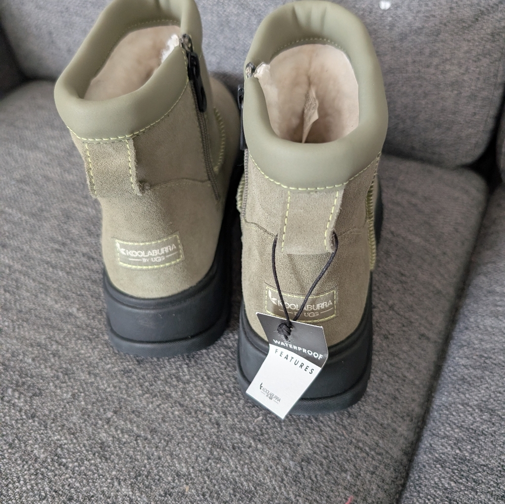 KOOLABURRA BY UGG Women's Koola Mini Hybrid Booties In Green - Picture 8 of 9